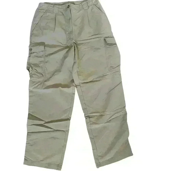 LL BEAN WOMENS TRAVELER CARGO OUTDOORS PANT KAHKI LIGHT WEIGHT Sz. 10 - Picture 3 of 10